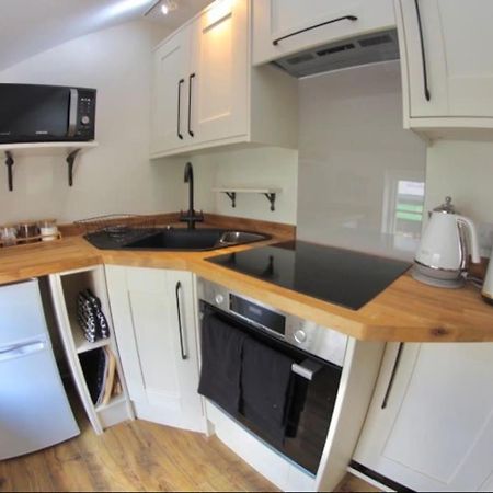 Traveller'S Rest - Cosy Cottage In Heart Of Wilton Солсбъри Екстериор снимка